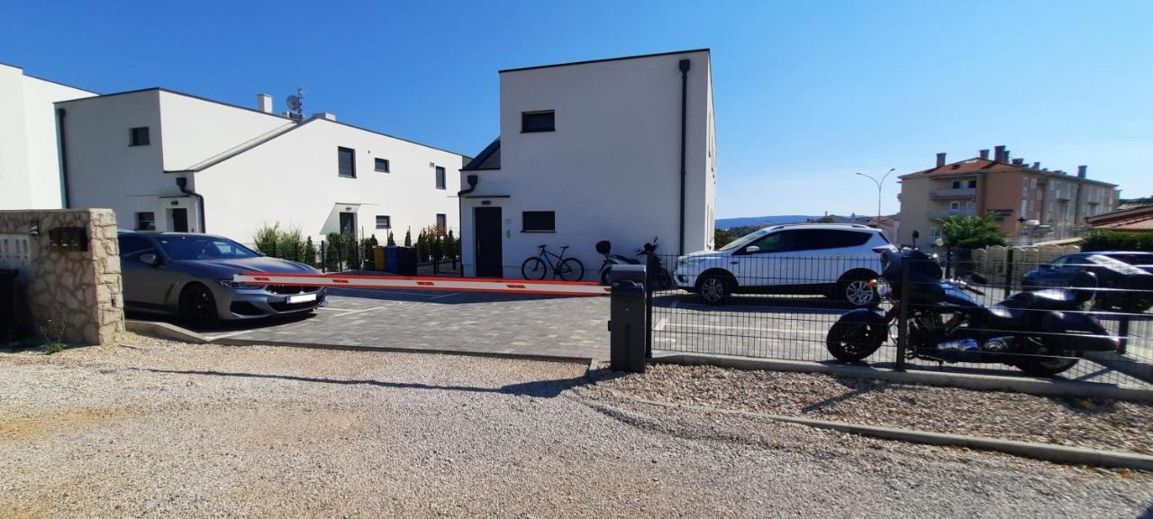 Sun Residence Krk Krk Town Eksteriør billede